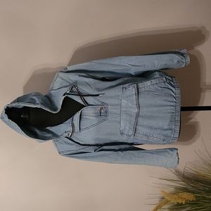 1 Sunset Lane Chambrey Denim Pullover Hooded Jacket (medium)